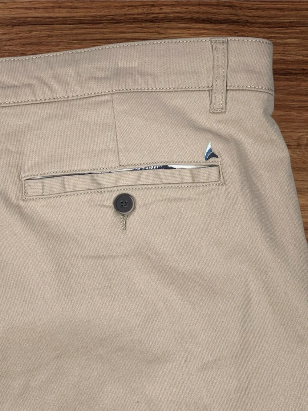 Tailor Vintage Men’s Greenwich Reg. Fit Summer Khaki Shorts. Size 44 - Picture 4 of 14